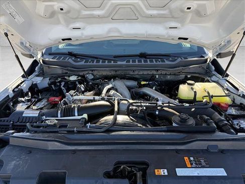 Used 2025 Ford F250 XLT image 22