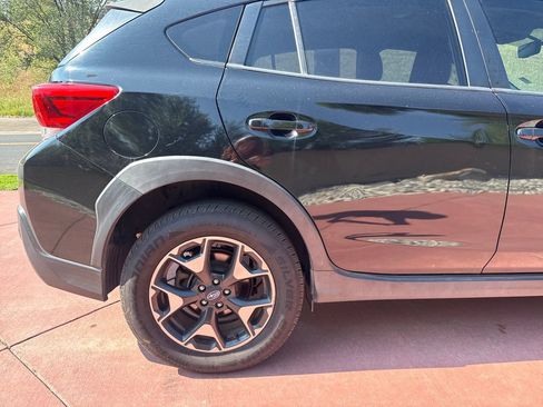 Used 2019 Subaru Crosstrek 2.0i Premium AWD/4WD image 32