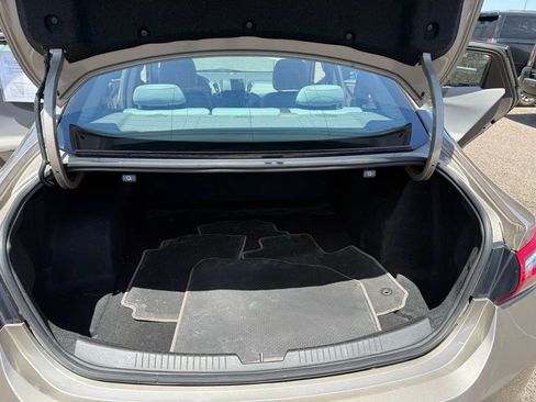 Used 2022 Chevrolet Malibu LT image 15