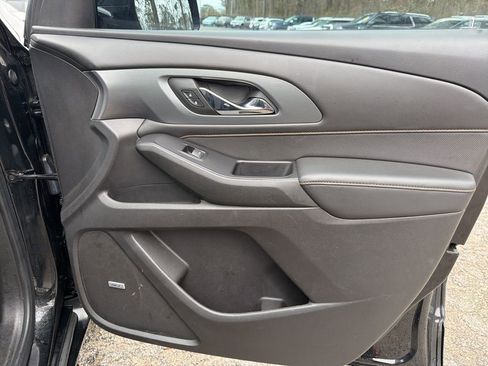 Used 2018 Chevrolet Traverse Premier w/ Redline Edition image 28