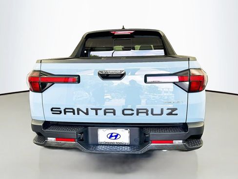 Certified 2025 Hyundai Santa Cruz Limited AWD/4WD image 6