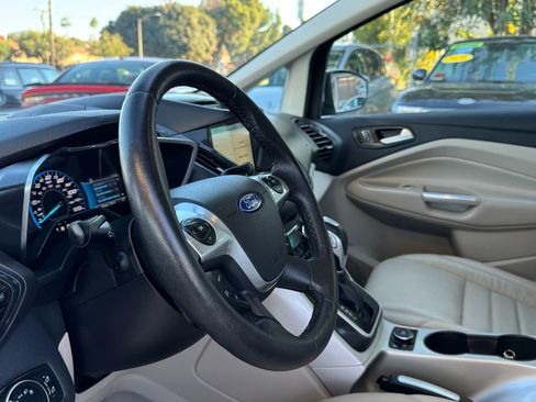 Used 2016 Ford C-MAX Energi SEL w/ Equipment Group 302A image 10