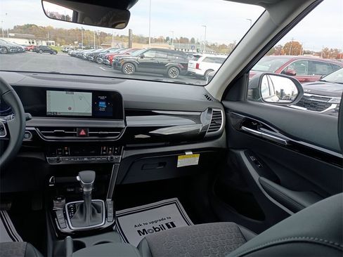 New 2026 Kia Seltos S image 11