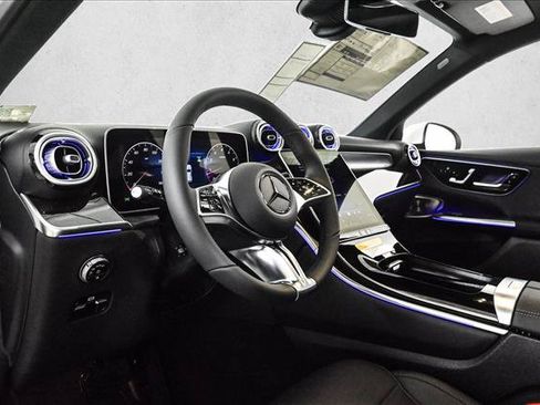 Used 2026 Mercedes-Benz GLC 300 4MATIC image 10