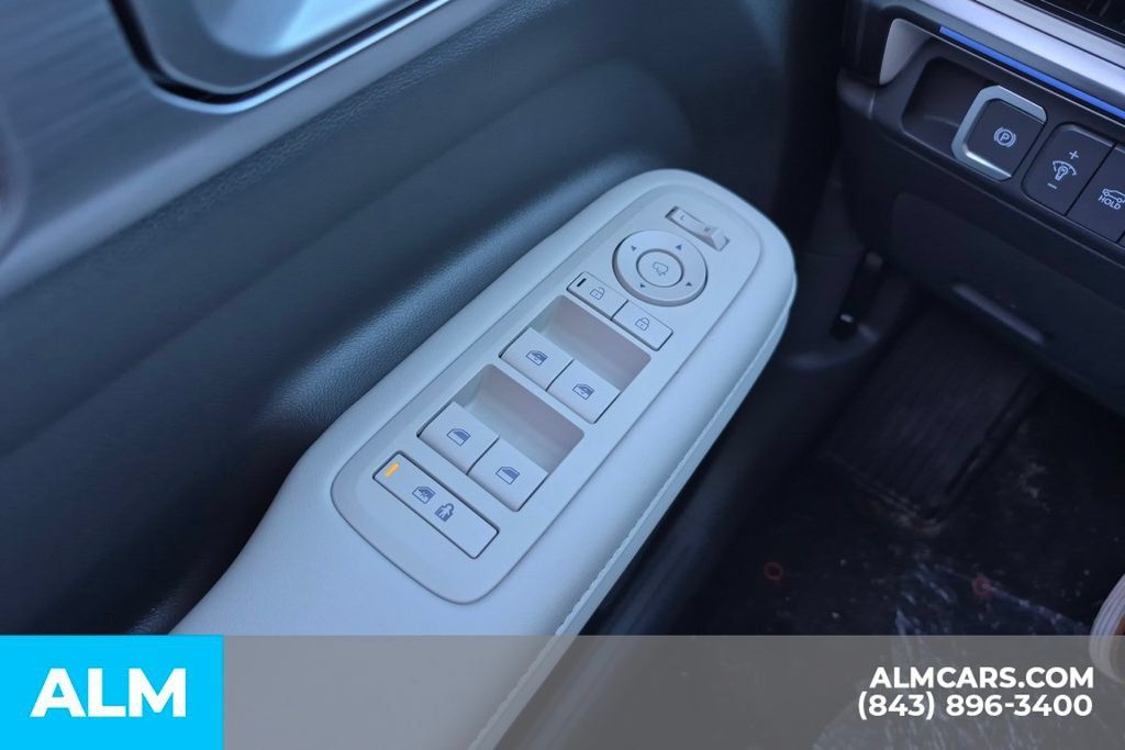 Certified 2026 Hyundai Santa Fe Limited FWD image 37