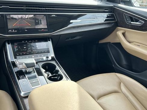 Used 2020 Audi Q8 Premium Plus w/ Premium Plus Package image 29
