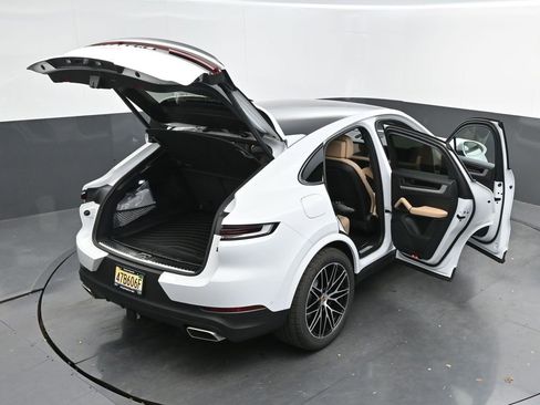 New 2025 Porsche Cayenne image 50