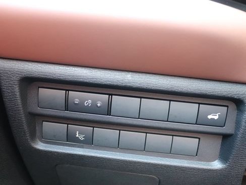 Used 2025 Mitsubishi Outlander SEL FWD image 19