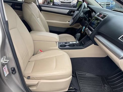 Used 2017 Subaru Outback 2.5i Premium AWD/4WD image 26