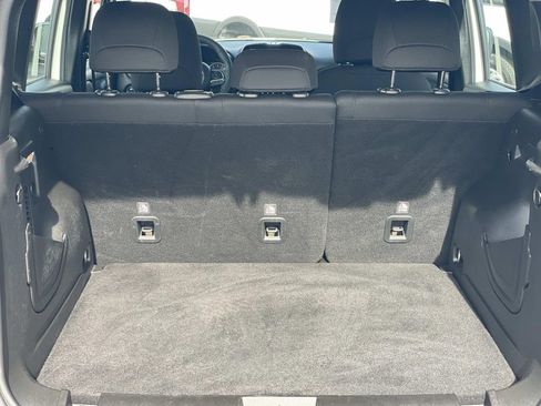 Used 2022 Jeep Renegade Sport image 29