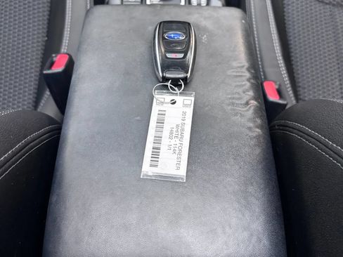 Used 2019 Subaru Forester Premium AWD/4WD image 18