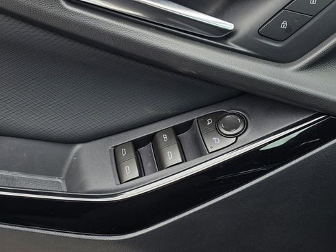 New 2026 Chevrolet Equinox LT FWD image 14