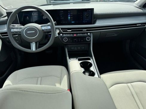 Certified 2025 Hyundai Sonata SEL FWD image 11