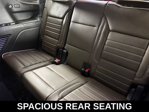 Used 2025 GMC Yukon Denali Ultimate AWD/4WD image 28