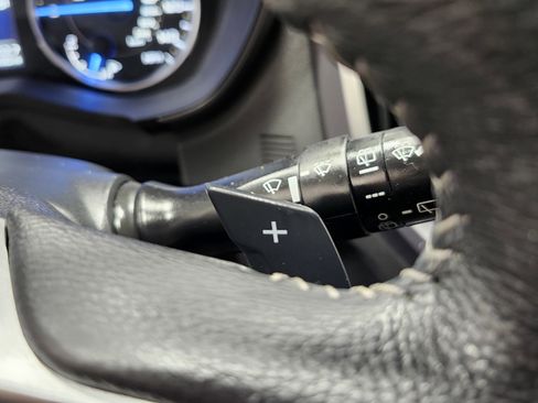 Used 2021 Subaru Ascent Limited w/ Technology Package image 42