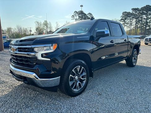 Used 2022 Chevrolet Silverado 1500 LT image 3