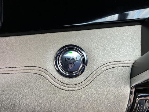 Used 2020 Lincoln Navigator L Reserve w/ Luxury Package image 31