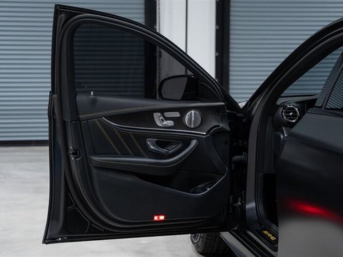 Used 2023 Mercedes-Benz E 63 AMG S image 26