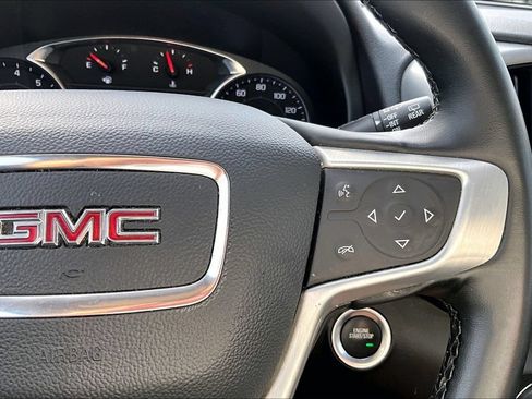 Used 2024 GMC Terrain SLT AWD/4WD image 26