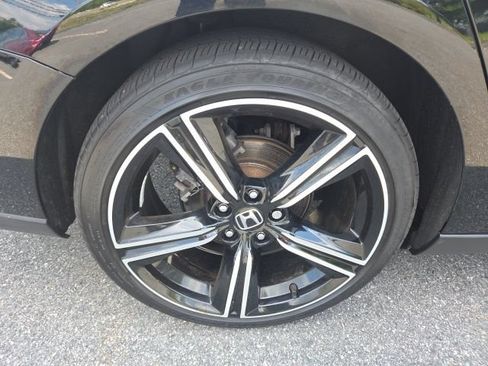 Used 2023 Honda Accord Sport image 10