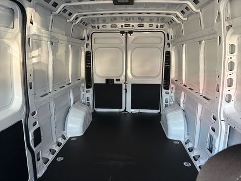 New 2026 RAM ProMaster 2500 w/ Convenience Group FWD image 14