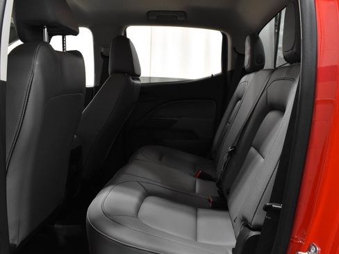 Used 2019 Chevrolet Colorado W/T w/ WT Convenience Package image 4