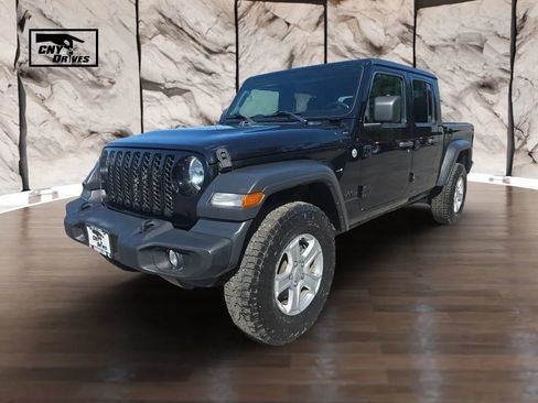 Used 2020 Jeep Gladiator Sport w/ Quick Order Package 24S AWD/4WD image 1