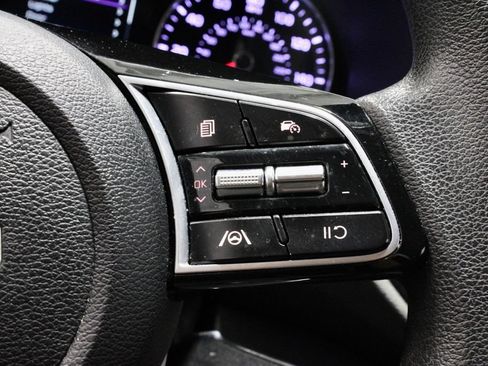 Used 2023 Kia Forte LXS FWD image 28