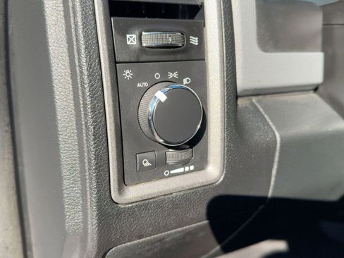 Used 2016 RAM 1500 Tradesman w/ Popular Equipment Group image 17