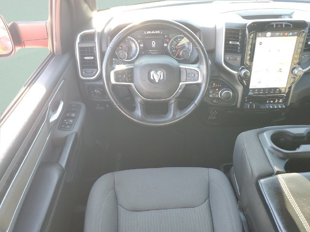 Used 2022 RAM 1500 Big Horn AWD/4WD image 13