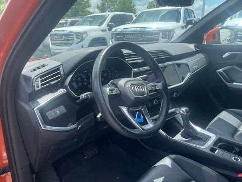 Used 2025 Audi Q3 2.0T Premium AWD/4WD image 9
