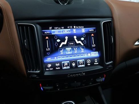 Used 2019 Maserati Levante S GranLusso AWD/4WD image 23
