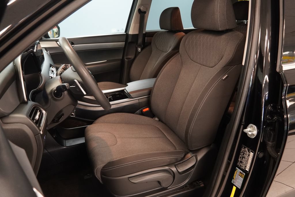 Used 2020 Hyundai Palisade SE AWD/4WD image 3