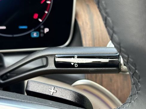 New 2025 Mercedes-Benz GLC 300 4MATIC image 14