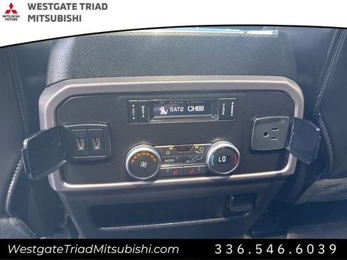 Used 2019 Ford Expedition Platinum image 28