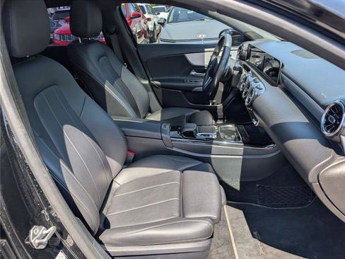 Used 2019 Mercedes-Benz A 220 4MATIC image 12