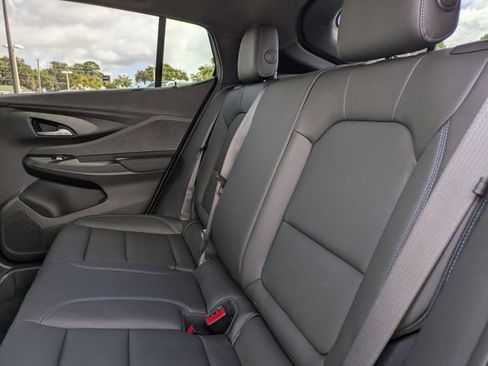 Used 2024 Buick Envista Sport Touring image 13