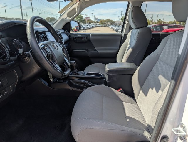 Used 2023 Toyota Tacoma SR w/ SR Convenience Package RWD image 24