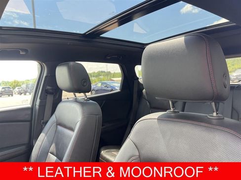 Used 2023 Chevrolet Blazer RS w/ Driver Confidence II Package AWD/4WD image 2