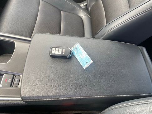 Used 2019 Honda Accord Sport image 29