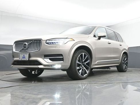 Used 2024 Volvo XC90 B6 Ultimate w/ Protection Package Premier AWD/4WD image 13
