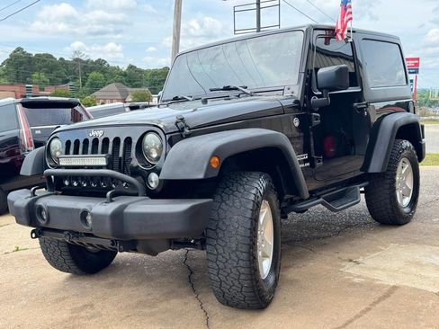 Used 2016 Jeep Wrangler Sport w/ Quick Order Package 24S AWD/4WD image 5
