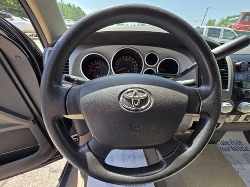 Used 2011 Toyota Tundra 4x4 Double Cab w/ Tow Pkg image 20