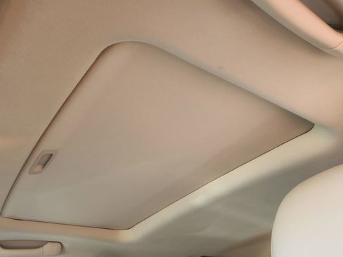 Used 2013 Lexus RX 450h AWD w/ Navigation Pkg image 15