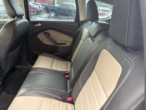 Used 2019 Ford Escape SEL AWD/4WD image 11
