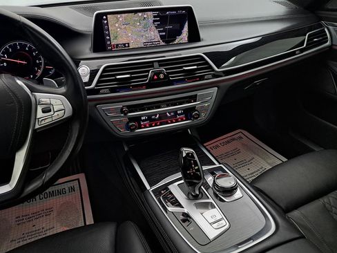 Used 2019 BMW 750i xDrive 750i xDrive Executive, M Sport w/ Executive Package image 19