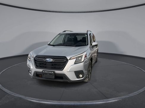 Certified 2024 Subaru Forester Limited image 3
