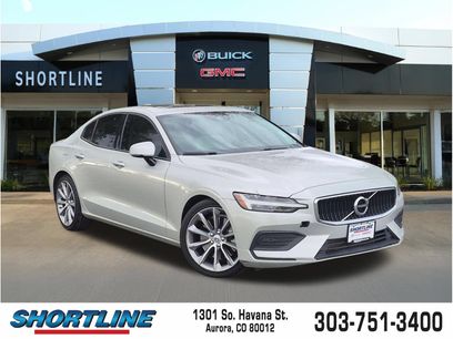Used 2019 Volvo S60 T6 Momentum w/ Premium Package