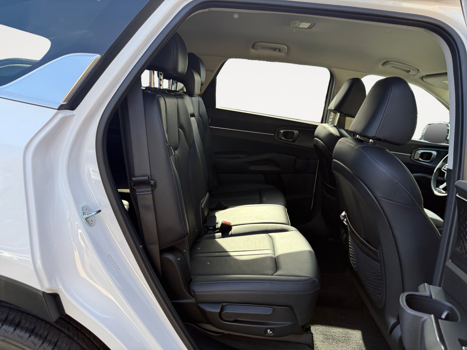 Used 2025 Kia Sorento S FWD image 18