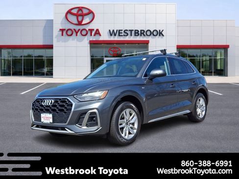 Used 2023 Audi Q5 2.0T Premium w/ Convenience Package AWD/4WD image 1